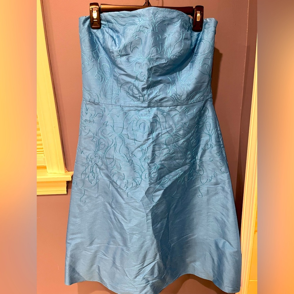 100% silk strapless dress size 10